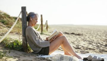 Soy crítica de libros y recomiendo esta novela a todas las mujeres que se preguntan si están a tiempo de cambiar su vida y que se parezca a aquella que soñaron