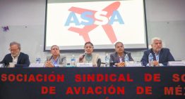 Trabajadores exigen la renuncia de líder sindical de sobrecargos