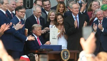 Donald Trump promulga su emblemática ley de presupuesto en el Día de la Independencia de EU