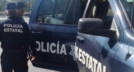 Policías detienen en el Edomex a estadounidense y le aseguran pequeño arsenal