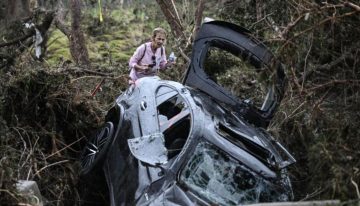 Buscan a desaparecidos por inundaciones que causan 59 muertos en Texas