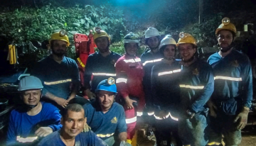 Socorristas rescatan a 18 trabajadores atrapados en mina de oro en Colombia