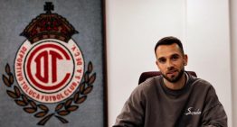 Portero español Pau López se despide del campeón Toluca FC