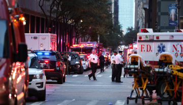 Tiroteo en Manhattan deja al menos cuatro muertos, incluido un policía