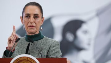 Sheinbaum critica el plan fiscal de EEUU por reforzar medidas contra los migrantes