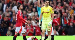 ¿Un dolor de cabeza para Scaloni?: se enfrió el interés de Manchester United por Dibu Martínez y aparece un destino exótico