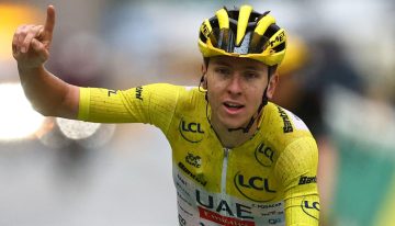 Tadej Pogacar cantó póker, se quedó por cuarta vez con el Tour de Francia y quedó a triunfo de las grandes leyendas