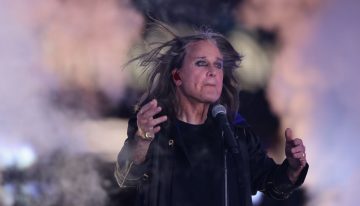 El show en el que Ozzy Osbourne mordió un murciélago en pleno escenario (VIDEO)