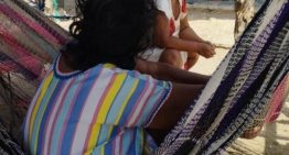 Abuela de 90 años clama por agua potable en la Guajira
