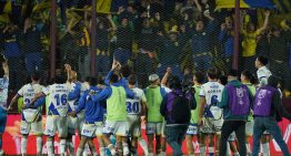 Cómo fue la vuelta de los visitantes en Lanús vs Rosario Central: el folclore de antaño, barras, insultos a Tapia y un grito repudiable