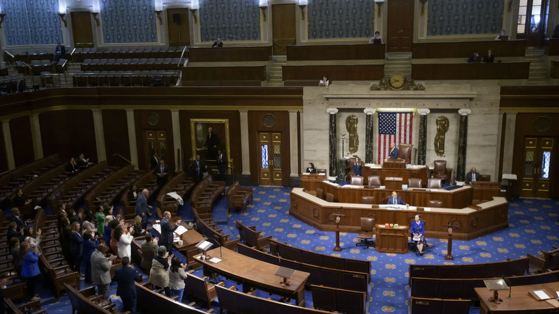 La Cámara de Representantes de Estados Unidos aprueba el "gran y hermoso" plan fiscal de Trump