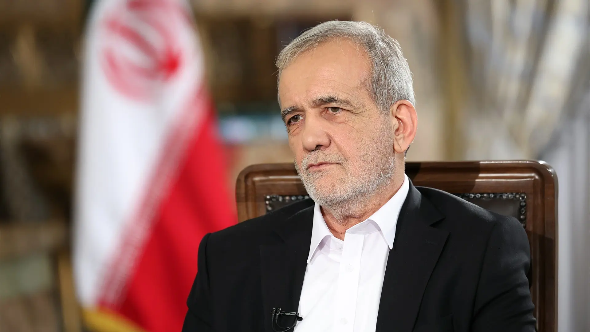 El presidente de Irán aprueba la ley por la que el país suspende la cooperación con el OIEA