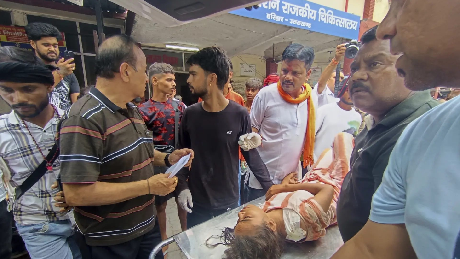 Al menos dos muertos y 29 heridos en una estampida en un templo del norte de la India