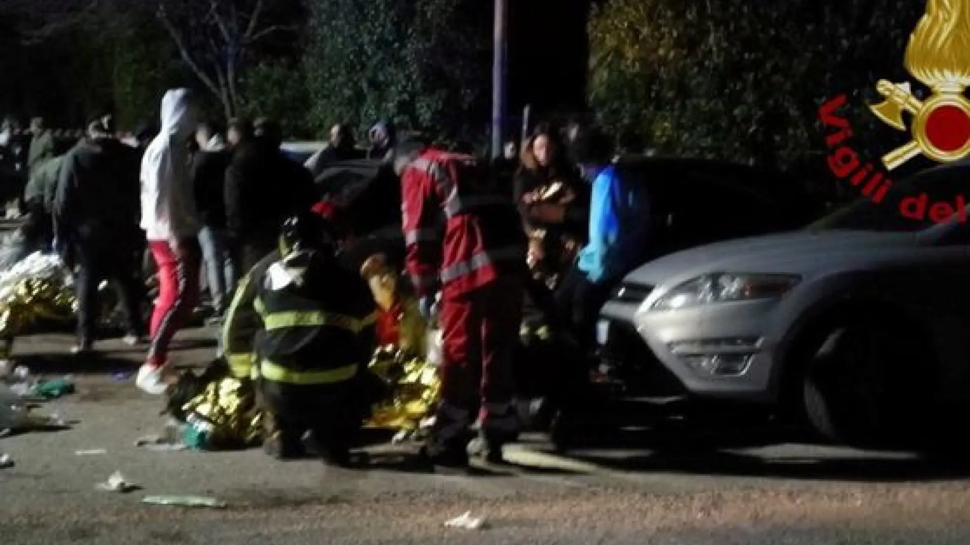 Un condenado en Italia por la muerte de 6 personas se fuga tras lograr permiso para graduarse