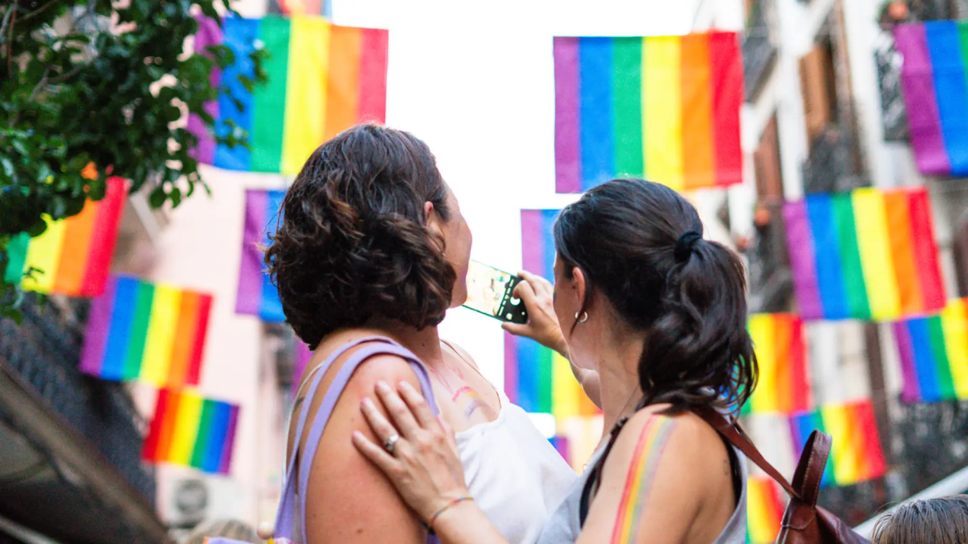 Cuestión de salud mental: la comunidad LGBTIQ+ sigue teniendo tasas más altas de depresión, estrés y ansiedad