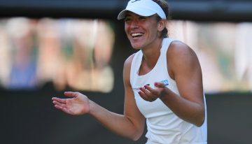 Solana Sierra, la Cenicienta de Wimbledon, continúa soñando: venció a la británica Katie Boulter y se metió en tercera ronda