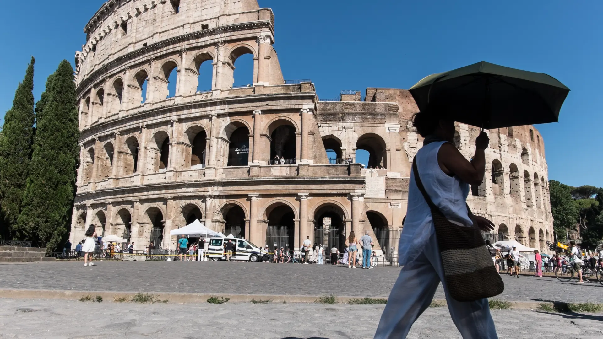 Una ola de calor extremo asfixia Italia con temperaturas por encima de los 40ºC y satura los servicios de urgencias