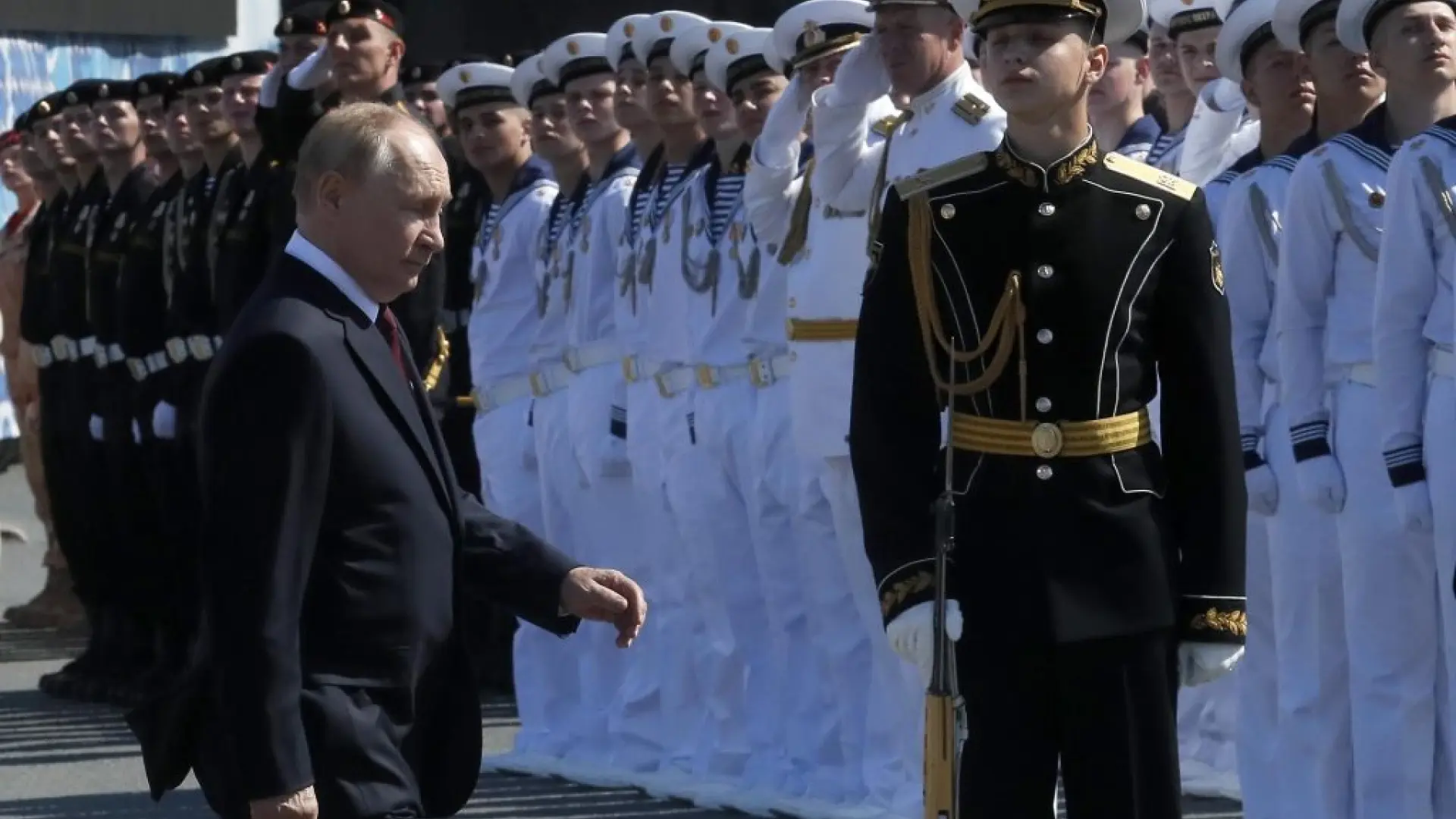 Rusia cancela por primera vez en la historia la parada naval de San Petersburgo
