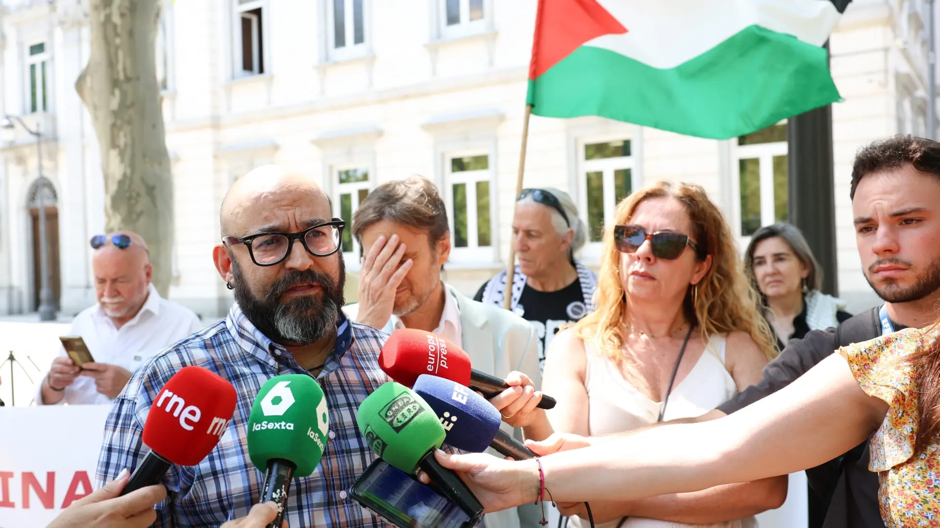 El activista español de la Flotilla denuncia a Israel ante la Audiencia Nacional por impedir su llegada a Gaza: "Nos retuvieron a la fuerza"