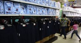 Producción nacional en ruinas: 90% de los uniformes escolares en Venezuela son importados