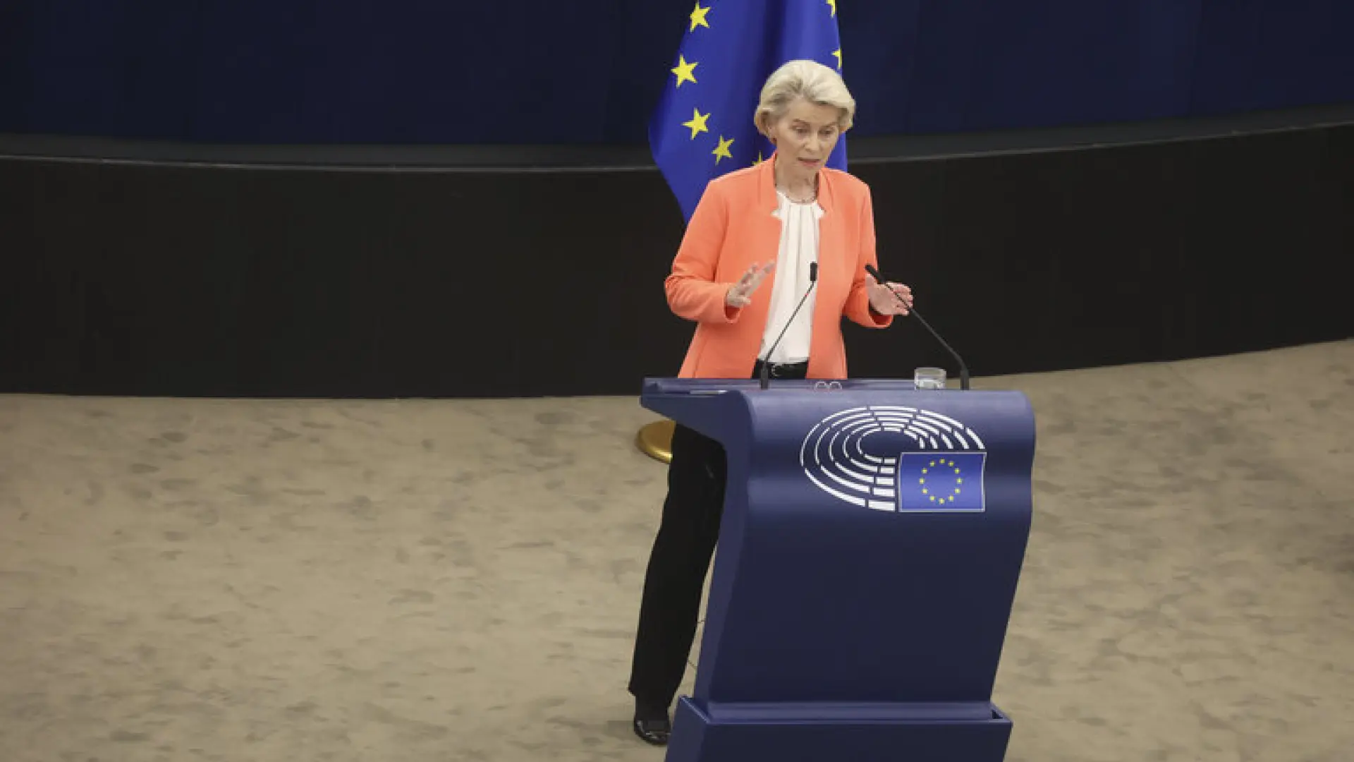 Von der Leyen vuelve a endurecer su discurso contra China: pide que se aleje de Rusia y lamenta que quiera crecer "a costa" de la UE