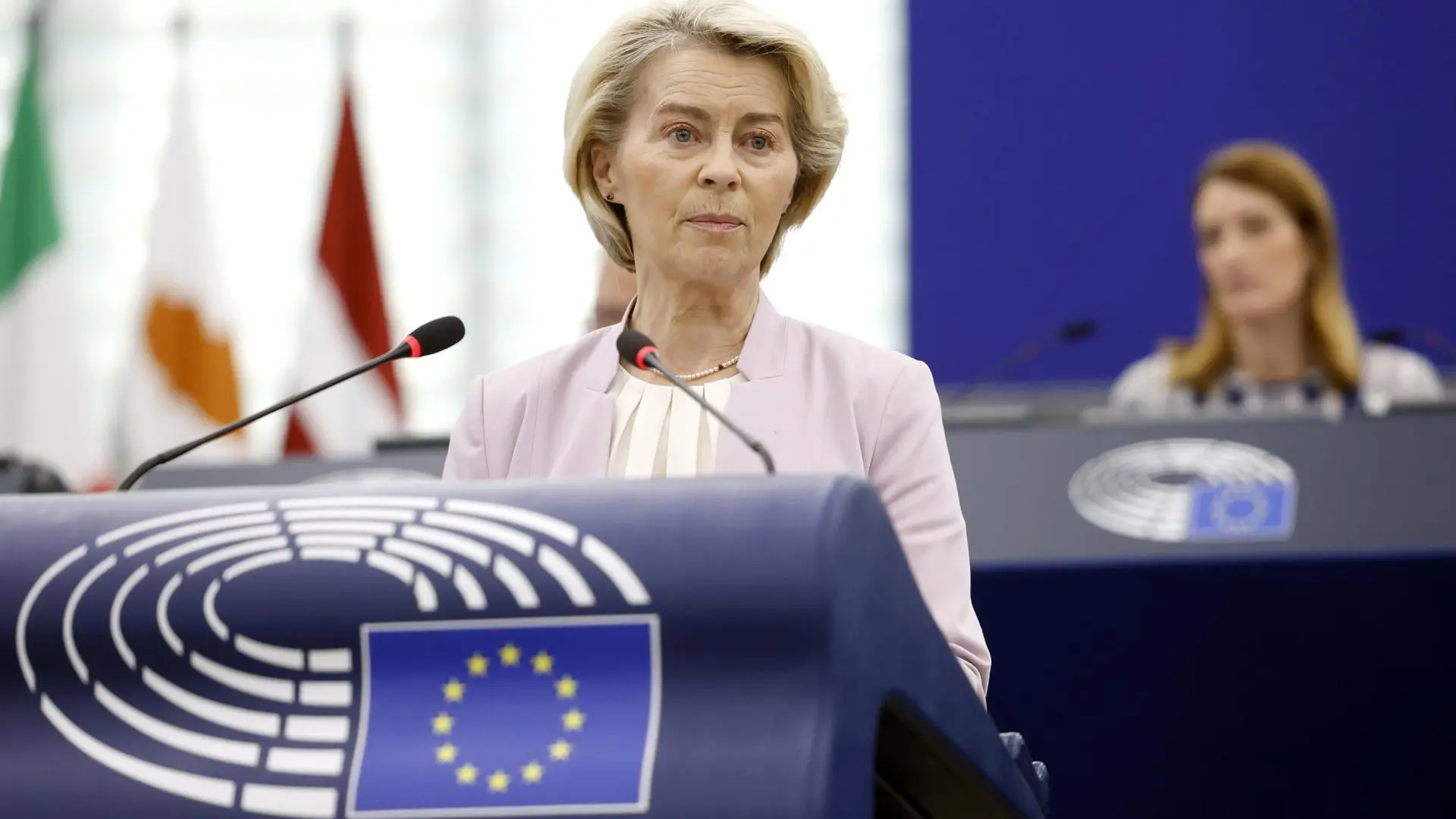La UE mantendrá en suspenso la represalia a los aranceles de Trump para negociar hasta el 1 de agosto