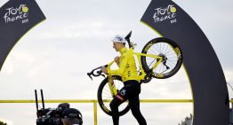 Tadej Pogacar, el extraterrestre del ciclismo que cuando se baja de la bici vuelve a ser humano y avisa: “No me tienta batir récords: yo corro para disfrutar el momento”