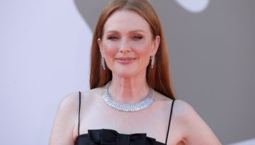 David Deibis sobre el maquillaje de Julianne Moore: «Un simple toque de blush bien colocado revitaliza la piel y aporta ese brillo saludable que resta años»