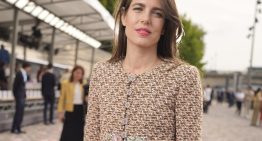 Abrimos el armario de Carlota Casiraghi: las 7 prendas infalibles de su armario que tienen todas las mujeres elegantes