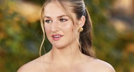 La princesa Leonor luce el mismo vestido que la reina Letizia hace dos años y sigue apostando por esta firma de joyas que adoramos