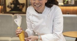 La pastelera Nina Métayer sabe cómo preparar la mejor tarta Pavlova del mundo
