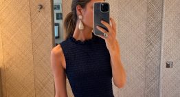 El vestido de invitada infalible, elegante en verano y otoño, es el que ha metido María de la Orden en su maleta