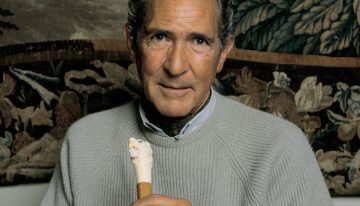 Lo que decía Antonio Gala que te hará olvidar la obsesión por ser feliz: «La felicidad es darse cuenta de que nada es demasiado importante»