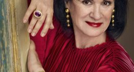 Paloma Picasso recuerda la infancia con su padre, su decisión de diseñar joyas para Tiffany & Co  y su trabajo actual como comisaria de exposiciones