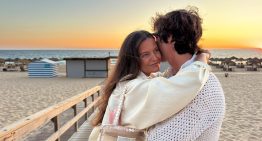 Bea Gimeno y Nacho Aragón en su escapada a Comporta y la obsesión de ella por estas joyas