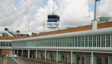 Catorce vuelos fueron cancelados entre Cancún y CDMX por intensas lluvias