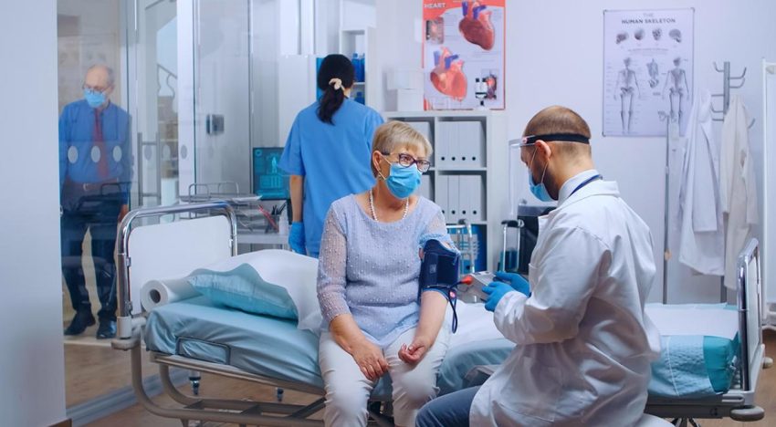 Recurren más a servicios de salud privados
