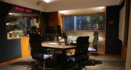 La banda de AM y la radio no comercial acotaron sus niveles de audiencia en el primer semestre de 2025