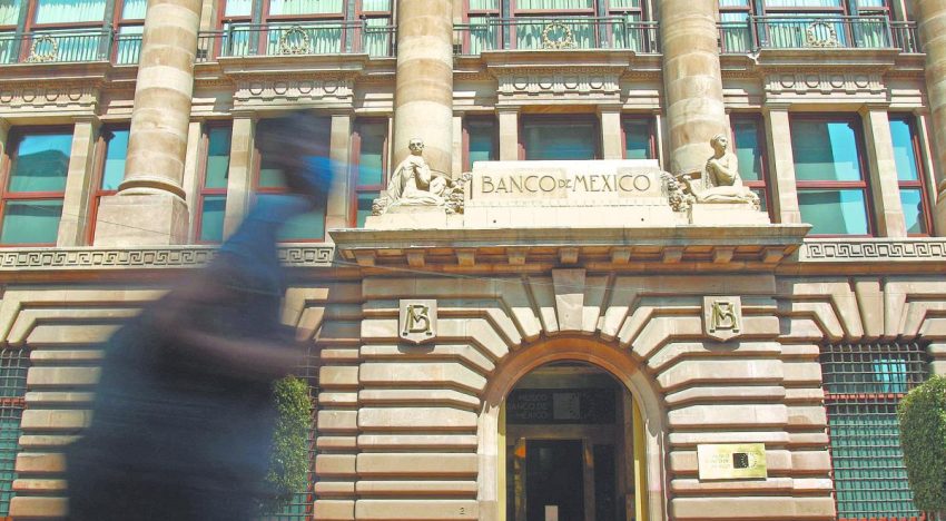 Banco de México debe detener recortes en la tasa, advierte BX+