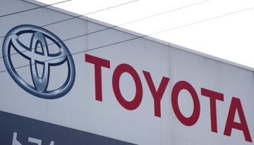 Toyota recorta 14% sus previsiones de beneficios por los aranceles de Trump