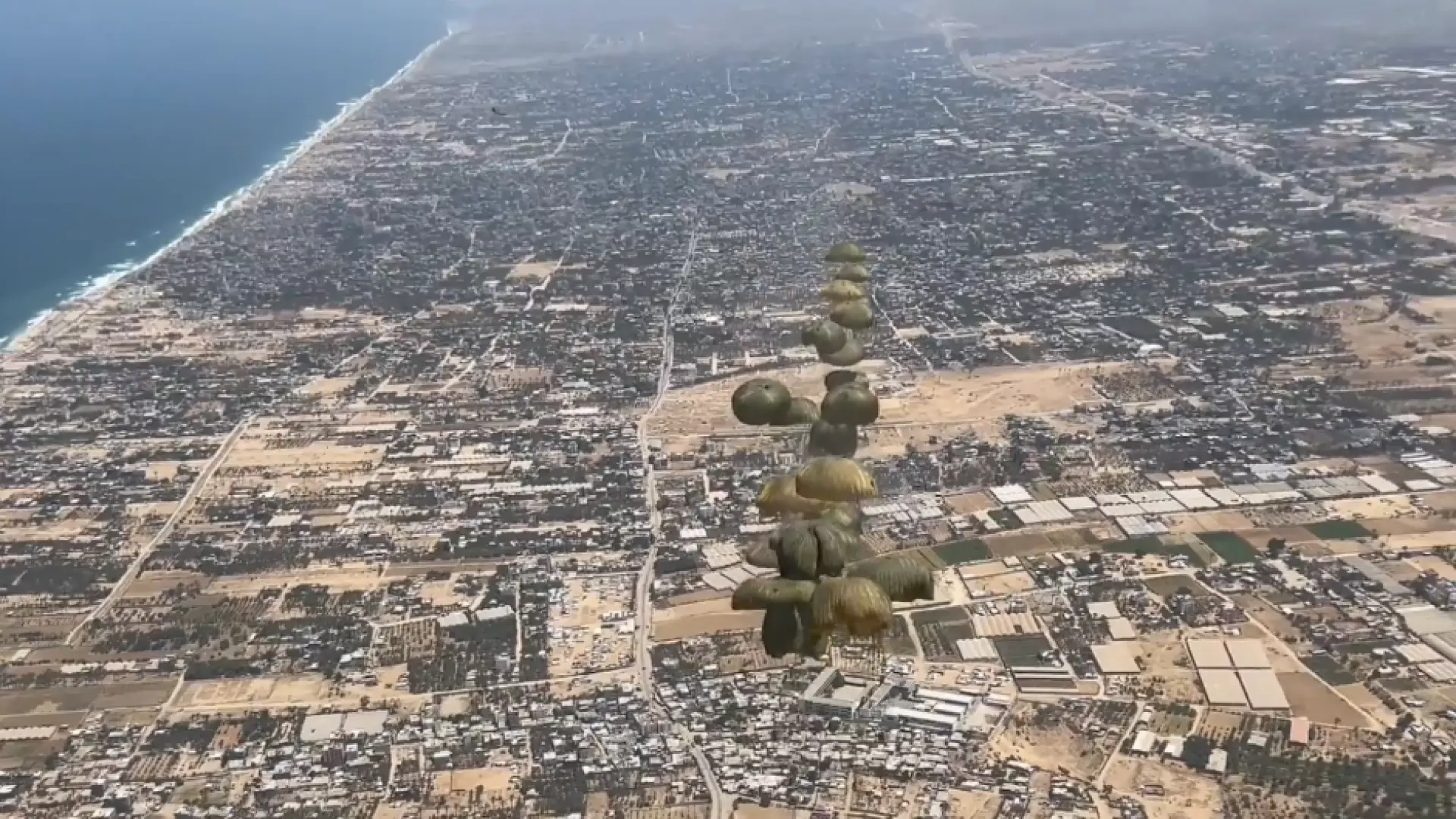 El Ejército del Aire lanza con éxito 12 toneladas de comida en Gaza