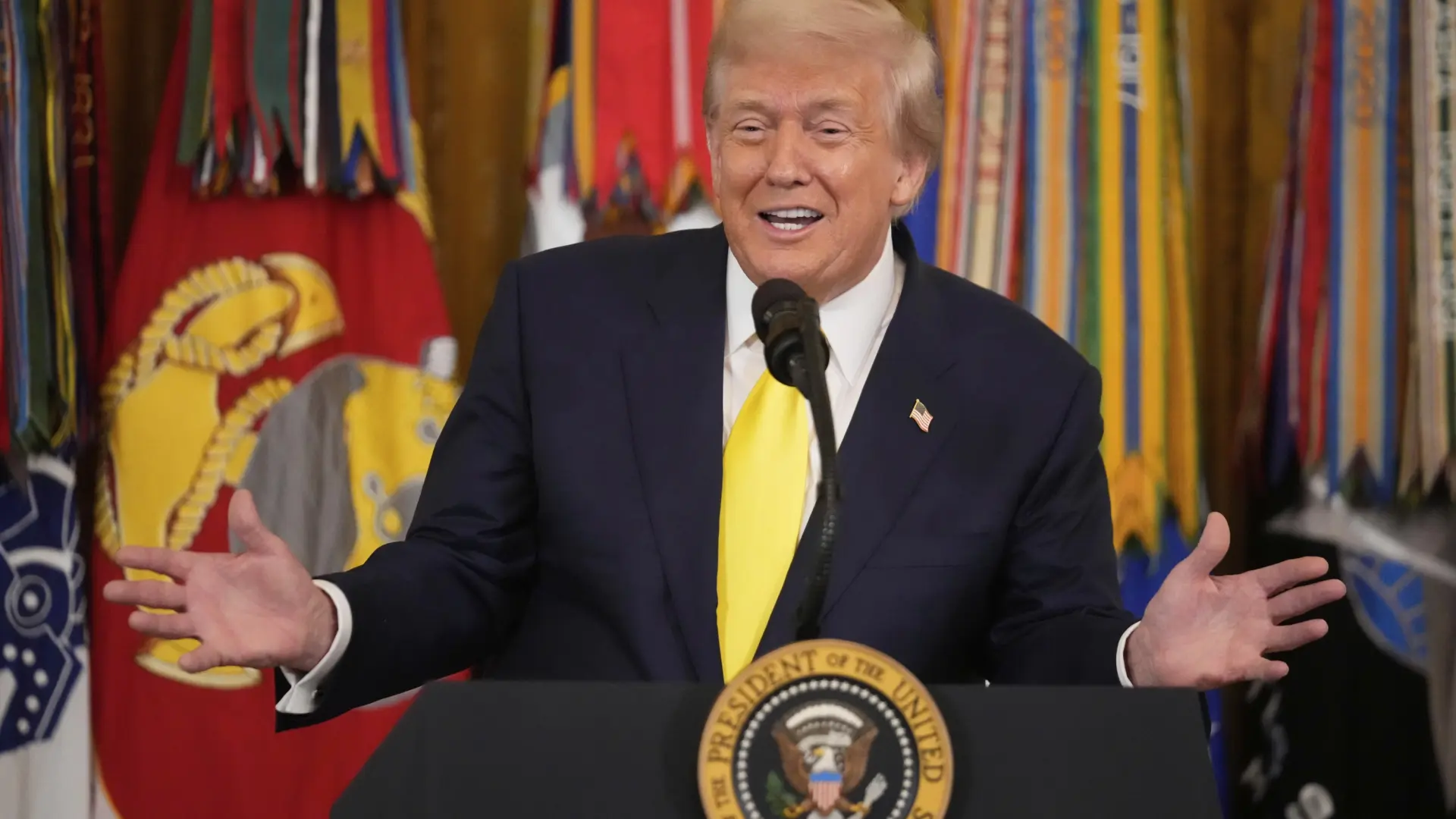 Trump niega que Putin deba reunirse con Zelenski como requisito para encontrarse con él