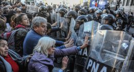 Protesta de jubilados contra veto de Milei