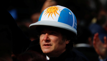 Javier Milei prohibirá financiar gasto público con emisión monetaria en Argentina
