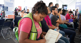 Persisten barreras para los jóvenes que buscan oportunidades laborales