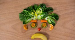 ¿Qué papel juegan las emociones y la psicología en la elección de alimentos saludables?