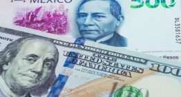 Peso mexicano se deprecia contra el dólar en espera del discurso de Powell y datos clave