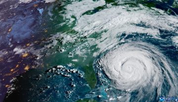 Huracán Erin se acerca a las costas de Carolina del Norte y amenaza con inundaciones