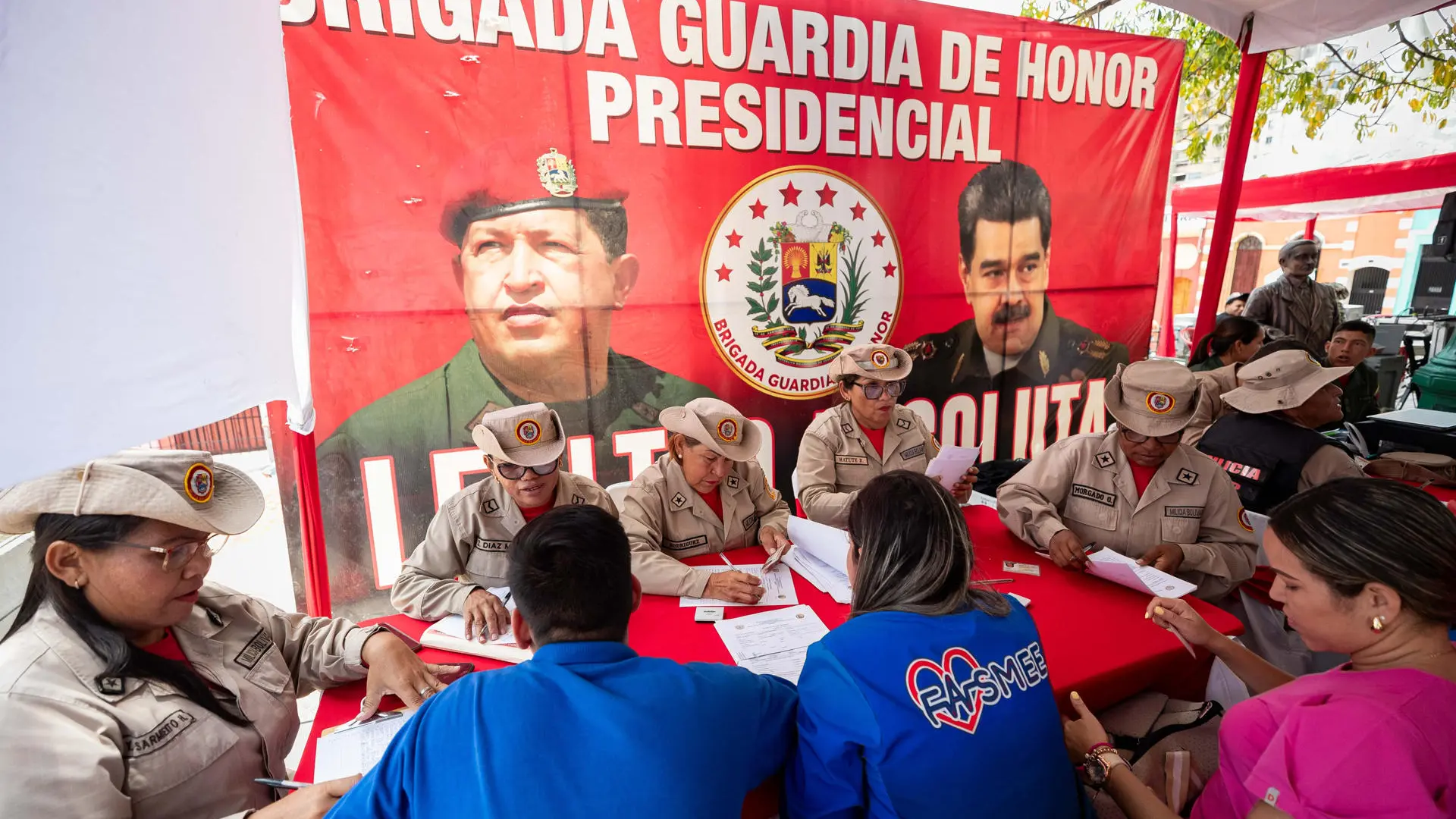 Maduro declara un «éxito total» la primera jornada de alistamientos contra el «zarpazo terrorista» de EEUU