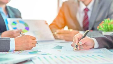 Adquisiciones y fusiones caen en el primer semestre del 2025 en México